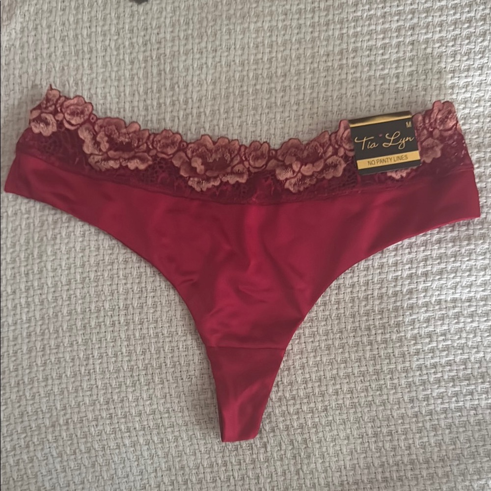 Women's Burgundy Lace Panty